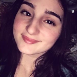 Meet your Posher, Bailey